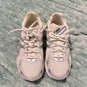 ASICS Women's White and Gray Sneakers
